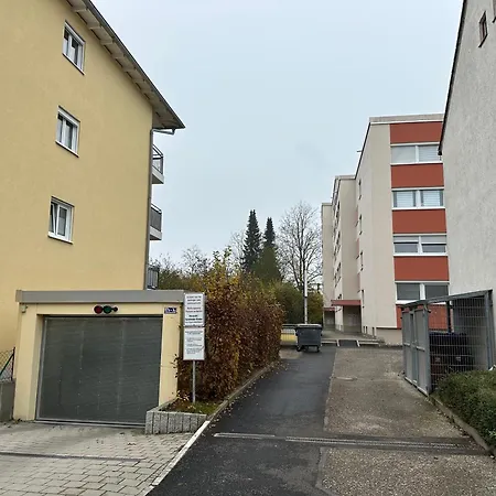 아파트 Cozy -300m Zur S-bahn- 20 Min Nach Muenchen